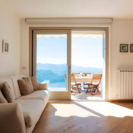 Enjoyiseolake - Cezanne - Comfy Flat With Terrace And View *