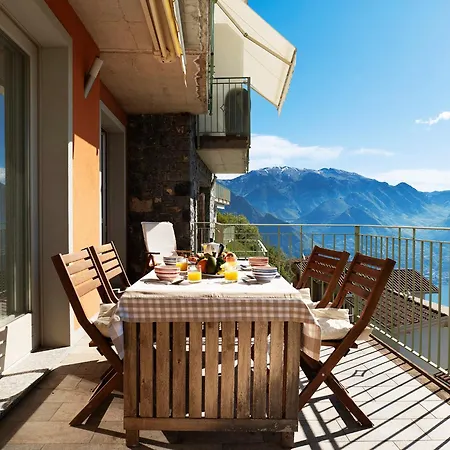 Enjoyiseolake - Cezanne - Comfy Flat With Terrace And View * Parzanica