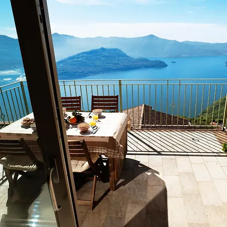Enjoyiseolake - Cezanne - Comfy Flat With Terrace And View